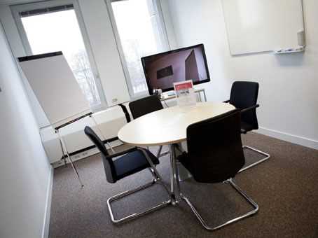 Elegant Offices At Shinsaibashi Plaza